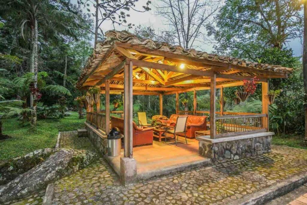 Вилла Finca Punta De Piedra Salento, Quindio Экстерьер фото