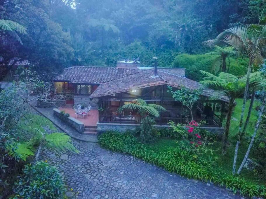 Вилла Finca Punta De Piedra Salento, Quindio Экстерьер фото